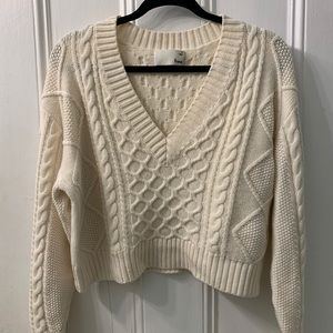 Cream knit, cropped aritzia sweater - never worn